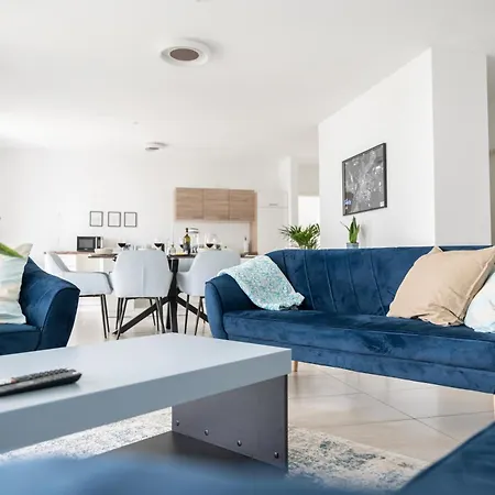 Apartment Zentral - Fuer 6 - 2x Frei Parken - Terrasse *